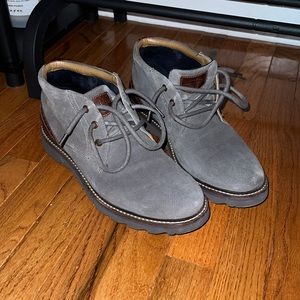 These are NunnBush dress boots from Milwaukee. A good neutral dress boot.